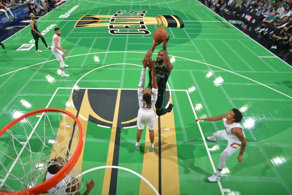 一个新的高 一个新的高