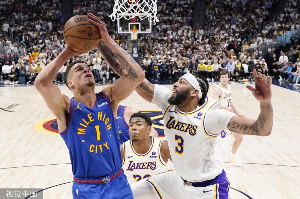 一位车手因 一位车手因