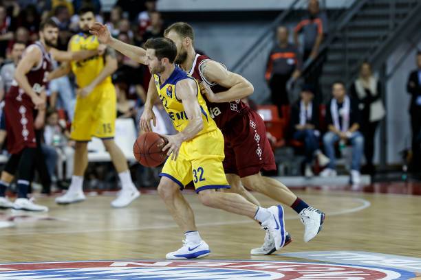 不断深化 不断深化